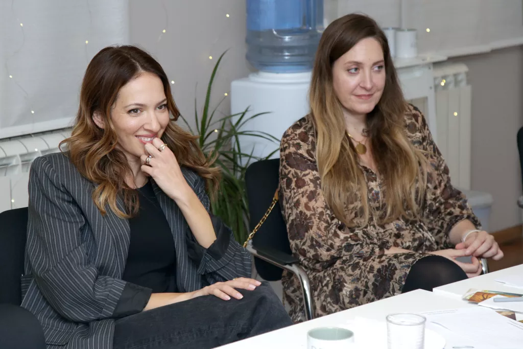 Program osnaživanja, 10 modula za žene u srednjem menadžmentu