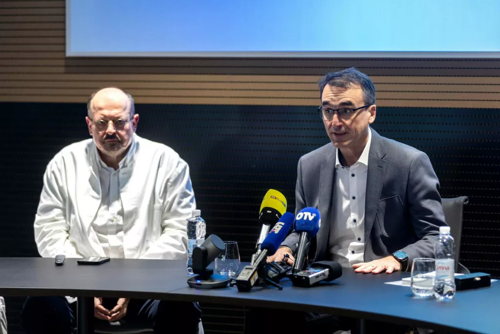 Dr_Dragan Schwarz, ravnatelj i osnivac Radiochirurgije i Neven Carev, Managing director, Siemens Healthineers