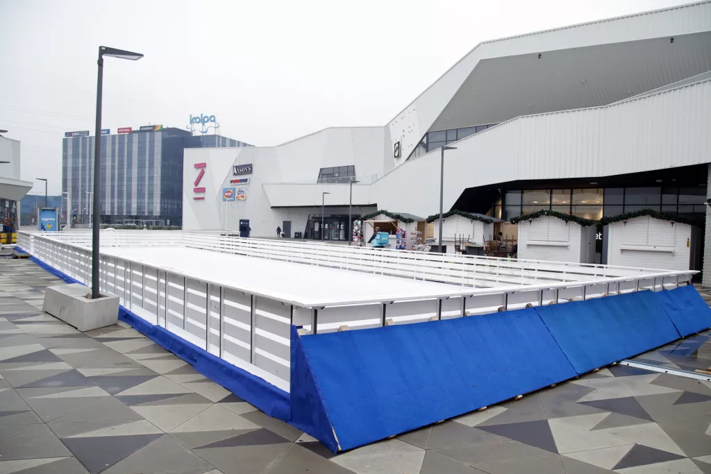 Natko Bošnjak, Ice Wonderland. Klizalište kod Z CENTRA u Zagrebu