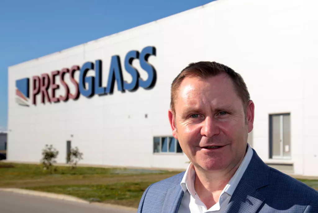 Igor Vlahović - tvrtka Press Glass