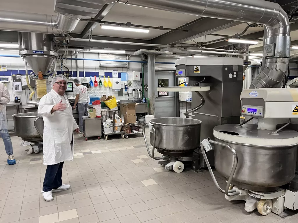 Tvornica Pan Pek, proizvodnja krafni