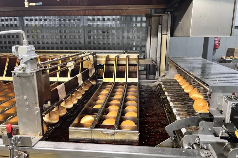 Tvornica Pan Pek, proizvodnja krafni