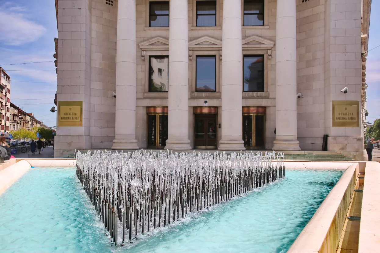 HNB. Hrvatska Narodna Banka, zgrada