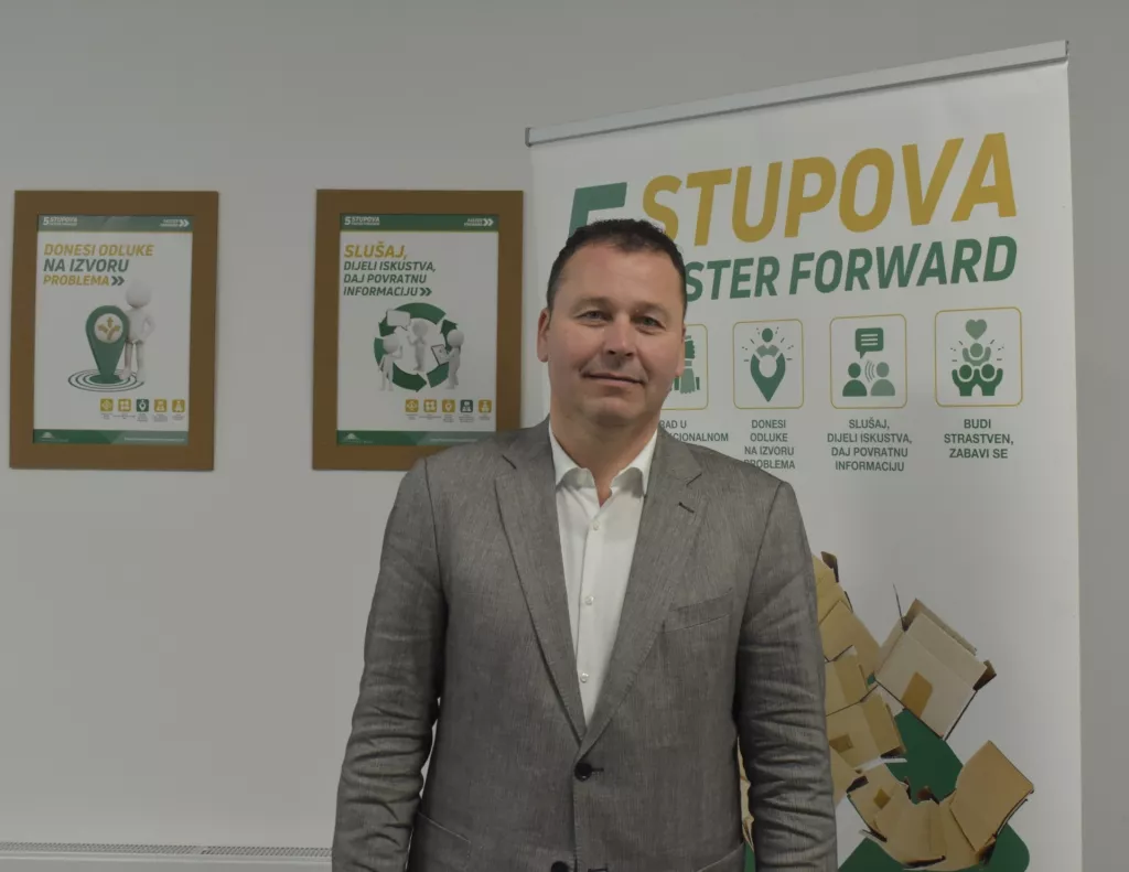 Zvonimir Čuljak, Valoviti papir Dunapack