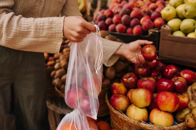 Trgovina, tržnica, kupnja, voće i povrće