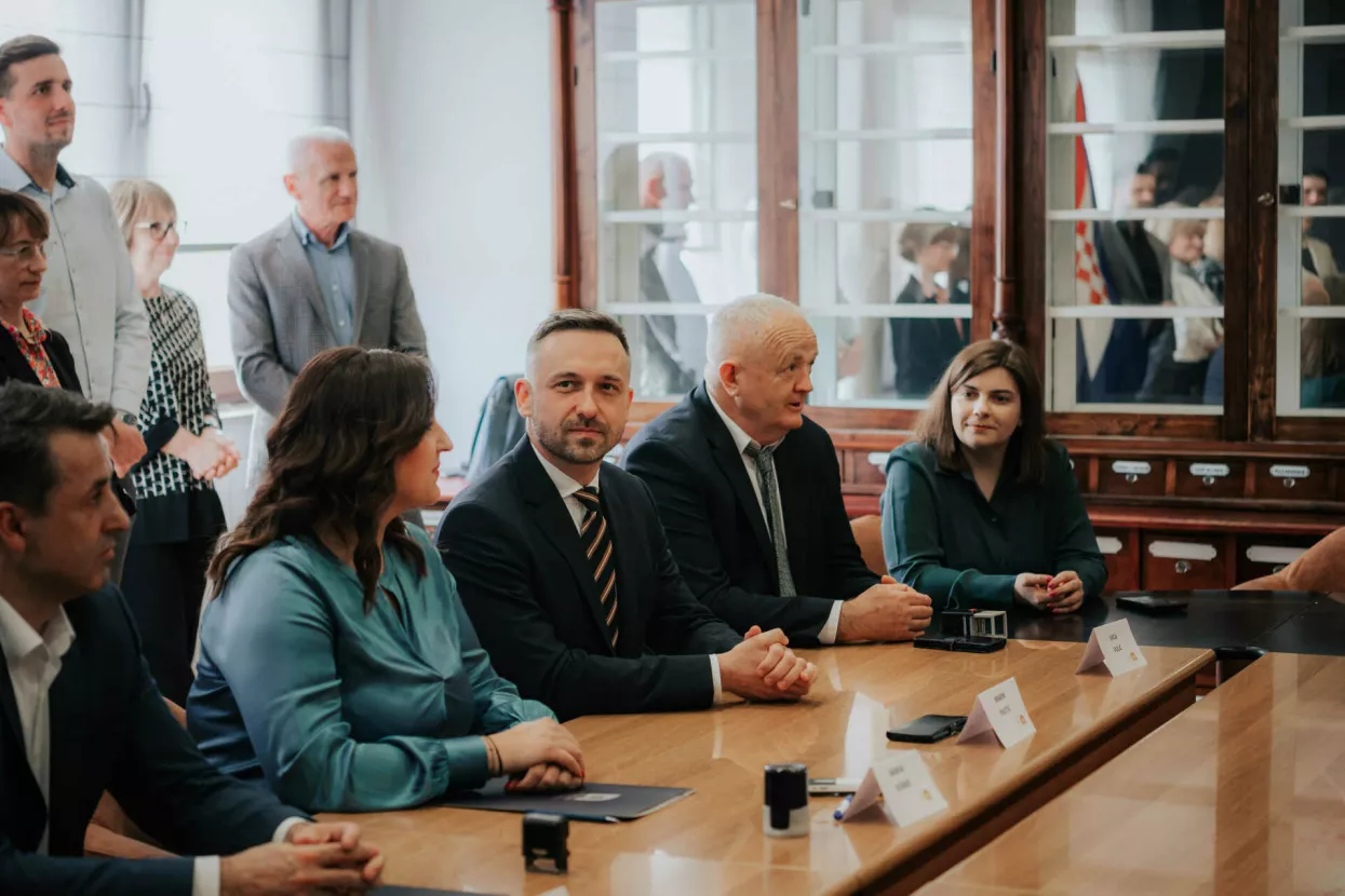 TECE Industrial - Novska potpisivanje ugovora