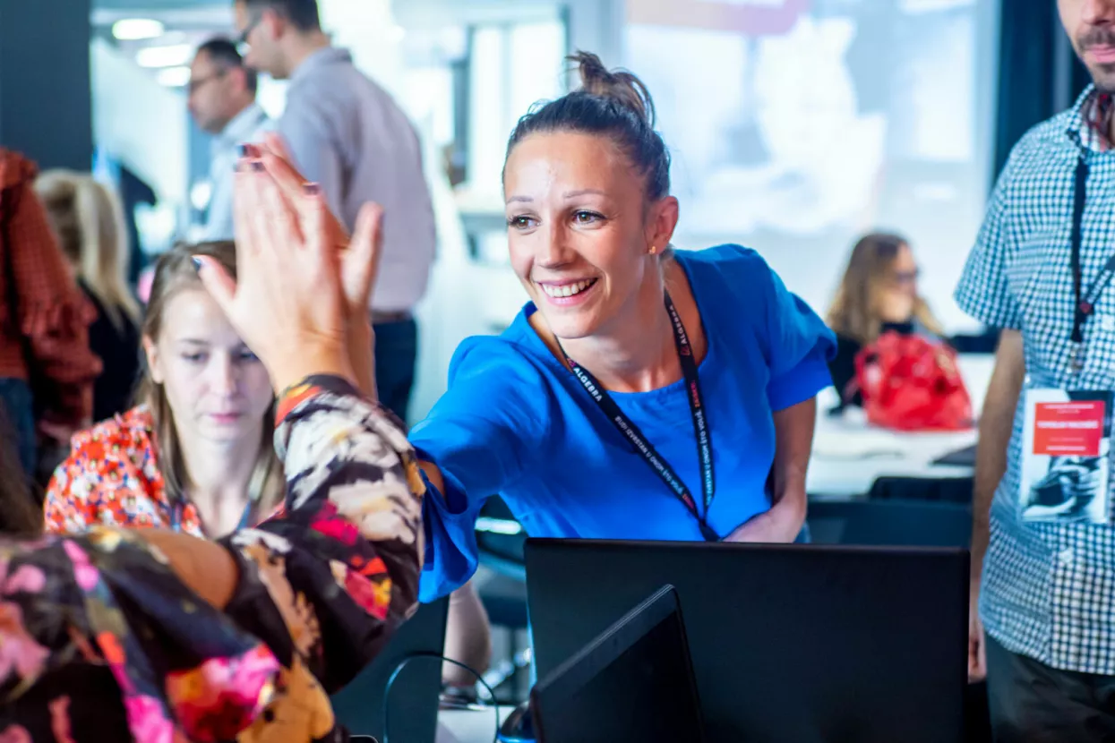 Algebra MBA stipendije