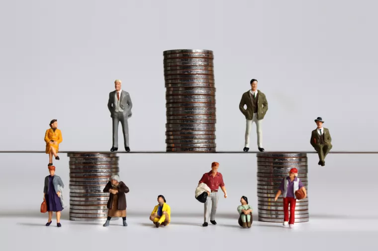 društvena stratifikacija, elita, elite, klase, klasa, srednja klasa