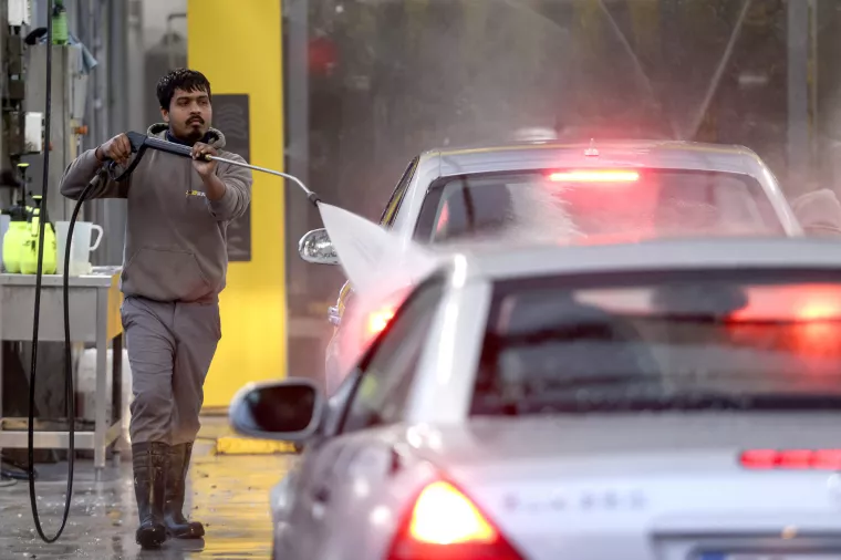 Automatska autopraona Szabo na aveniji Dubrovnik.<br>