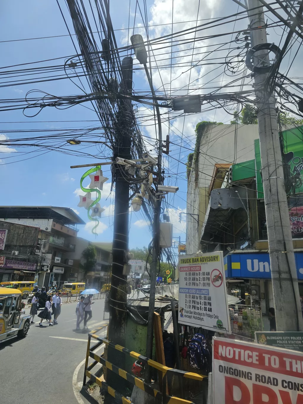 Kablovi, Manila, Filipini