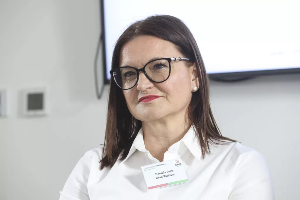 Lider invest Karlovac.Panel: Kako unaprijediti investicijsku klimu u Karlovačkoj županiji.Daniela Paris
