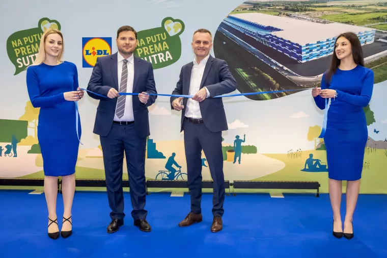 Boris Lozić i Marko Magdić<br>Lidl, logističko distributivni centar Križ
