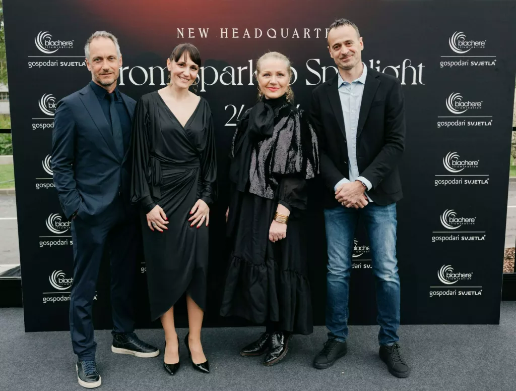 Johan Hugues, Ana Fresl, Barbara Kolar, Željko Fresl<br>Gospodari svjetla