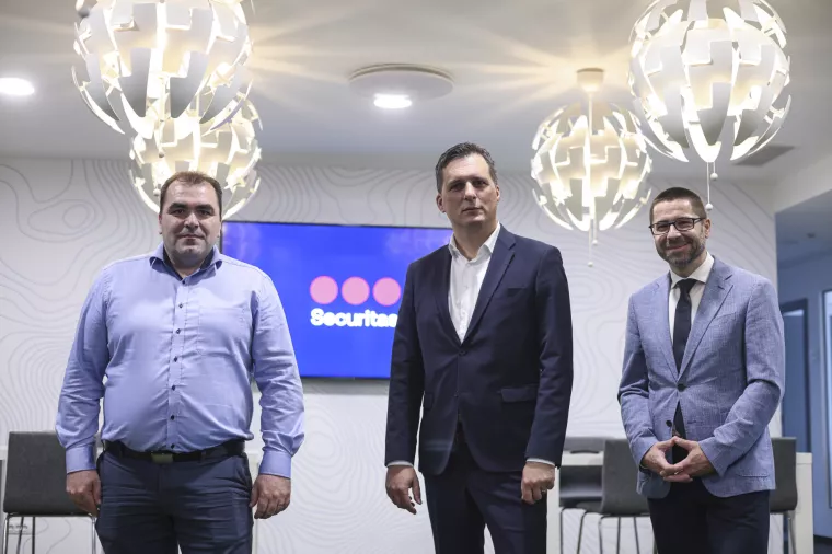 Damir Dobrina, Ivan Funčić, Hrvoje Novosel.