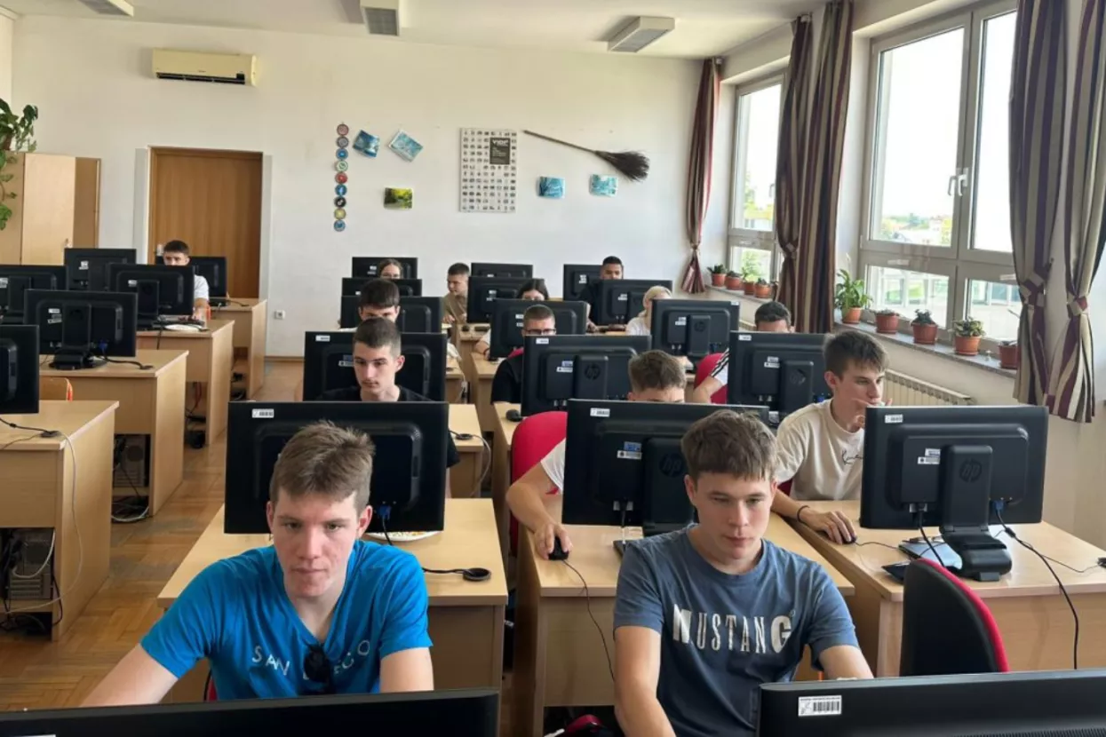 Hrvatska ekonomska olimpijada