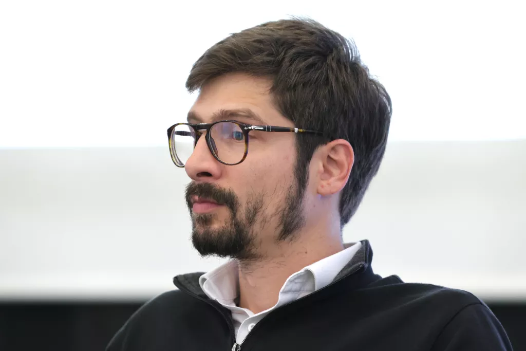 Lider invest Osijek, Panel: Ivan Jelušić