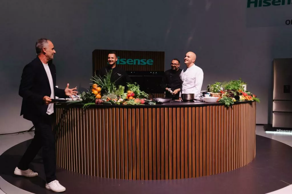 HiSense event