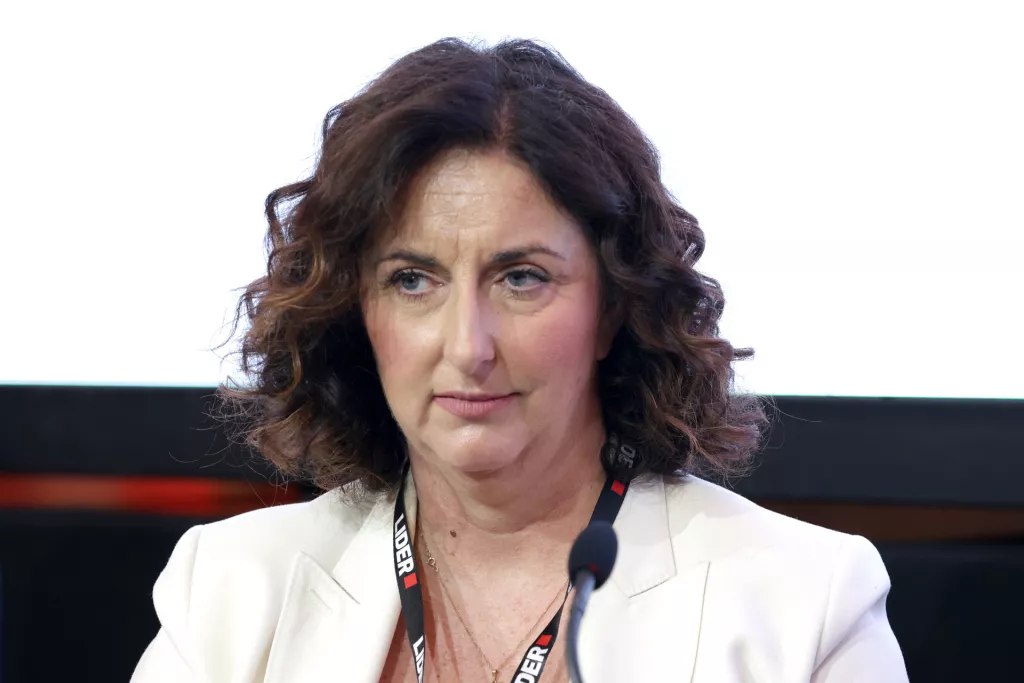 Financijsko - investicijski forum 2024. Okrugli stol "Održivo financiranje za dugoročno održivo gospodarstvo. Vedrana Jelušić Kašić