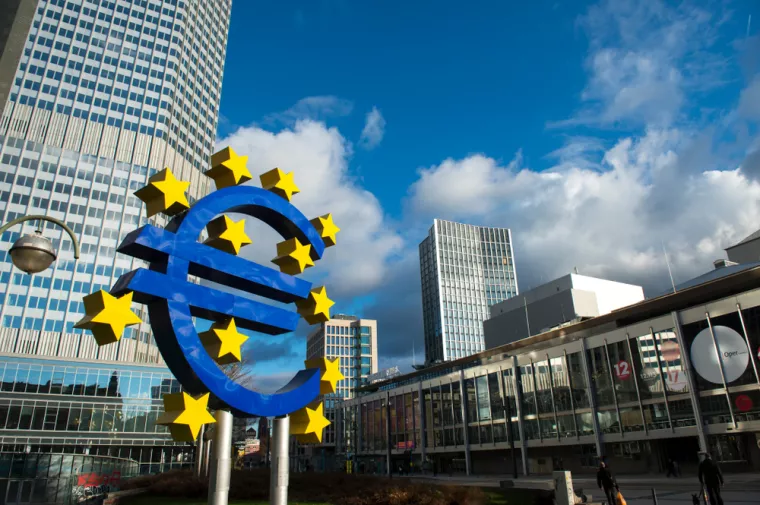 The European Central Bank is the central bank for the euro and administers monetary policy of the eurozone. The headquarter is in Frankfurt, Germany,December 2018eurozona, europodručje, ulazak u eurozonu, uvođenje eura