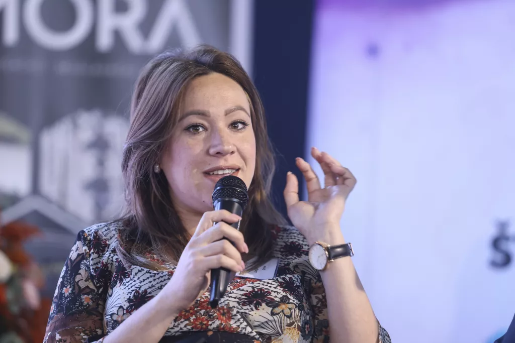 Konferencija Invest in Novska. Okrugli stol 2: "Novska moj novi dom"Josipa Bencek