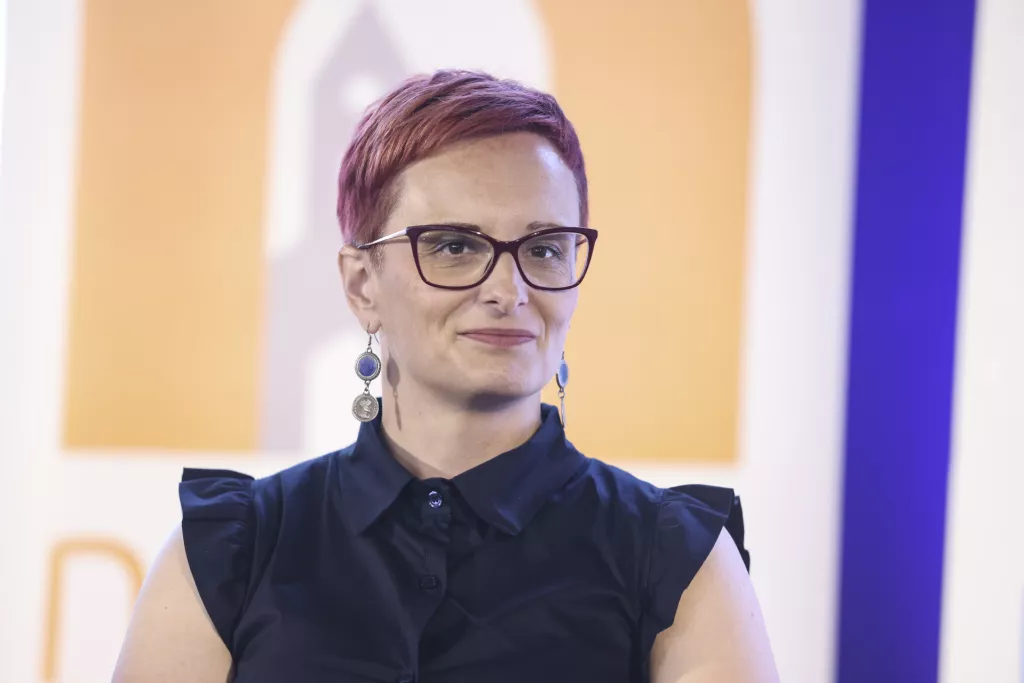 Konferencija Invest in Novska. Okrugli stol 2: "Novska moj novi dom"Andreja Šeperac