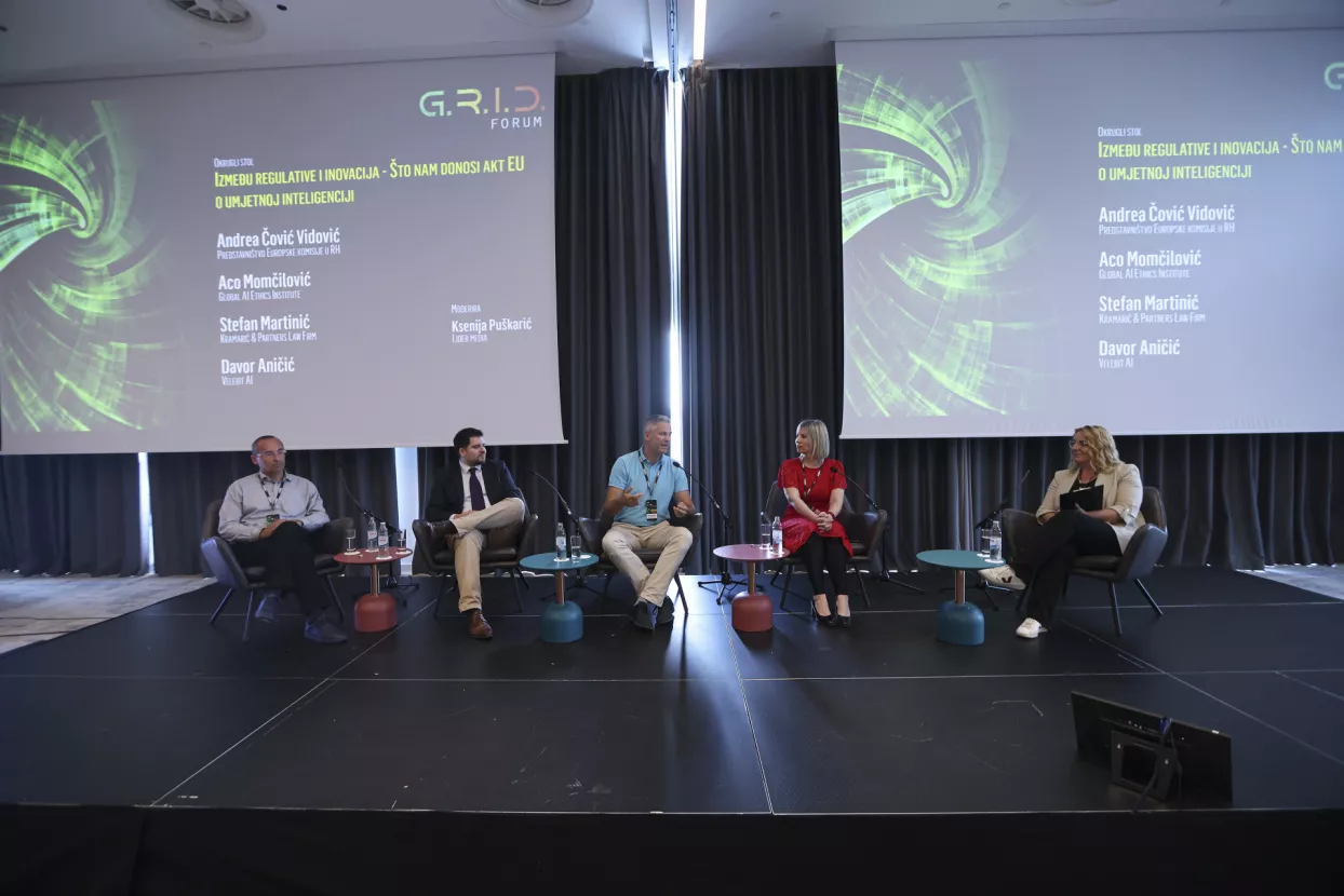 Liderova konferencija G.R.I.D.Okrugli stol: Između regulative i inovacijeDavor Aničić, Stefan Martinović, Aco Momčilović, Andrea Čović Vidović
