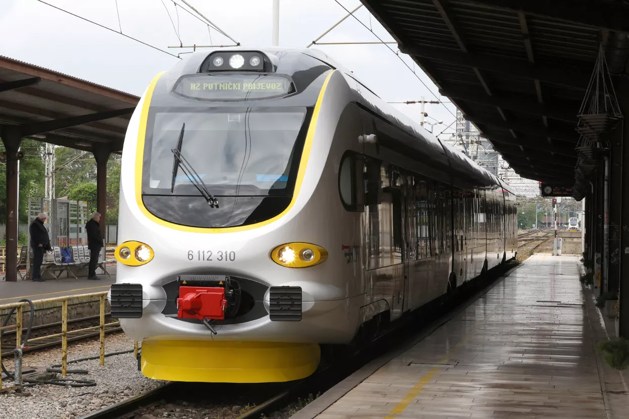 Elektromotorni vlak, HŽ Putnički prijevoz