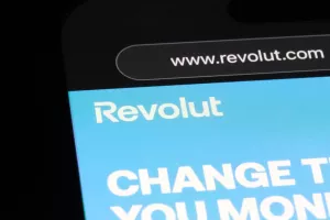 Revolut logo