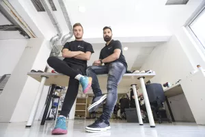 Tvrtka Receated koja se bavi reparacijom i čišćenjem oštećene obuće, torbica i cipela i prodajom u dućanu na Novoj cesti.Andrija i Kristijan Cvijić