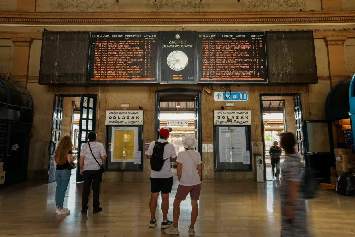 Greenpeace, Zagreb glavni kolodvor, zagrebački glavni kolodvor