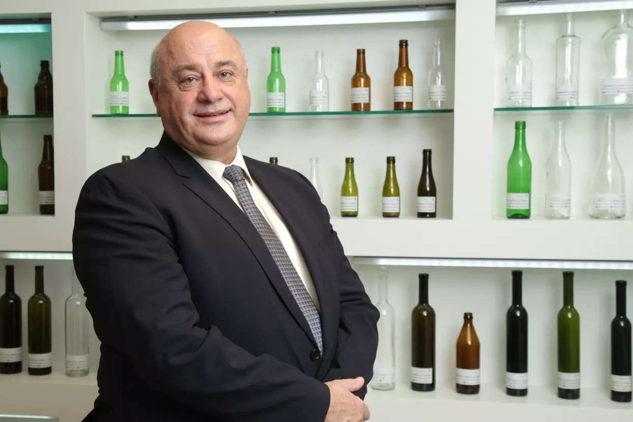 Darko Šlogar, Vetropack Straža