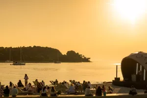 12.04.2024., Rovinj - 10. Dani komunikacija 2024. u Rovinju. - Beach afterparty