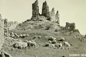 thumbnail Ruševine Tržan- grada, stara razglednica