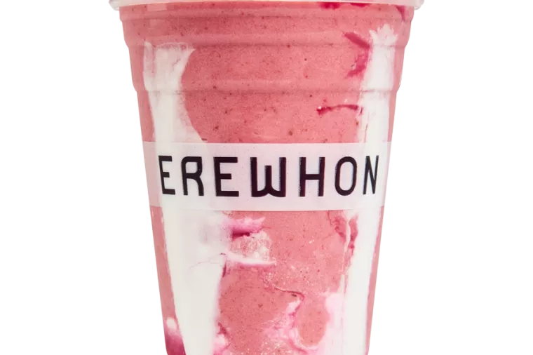 Fotogenični, funkcionalni smoothiji osvajaju društvene mreže i vjerojatno ne postoji veća potvrda da je netko it djevojka (ili dečko) od lansiranja vlastitog Erewhon napitka