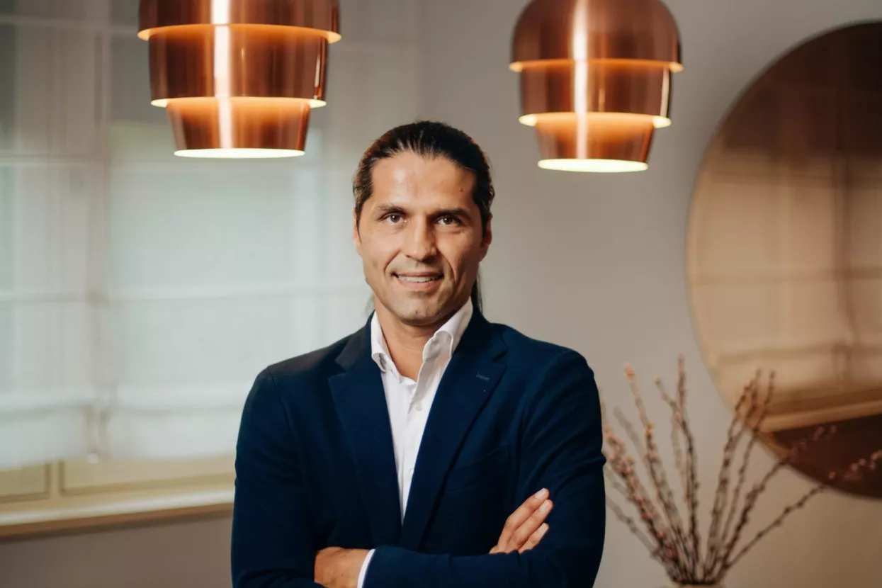 Zagreb, 080922.Boro Vujovic, vlasnik agencije za nekretnine Opereta.Foto: Marko Miscevic/CROPIX-gloria-