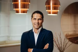 Zagreb, 080922.Boro Vujovic, vlasnik agencije za nekretnine Opereta.Foto: Marko Miscevic/CROPIX-gloria-