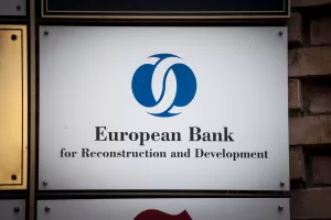 ebrd logo banka