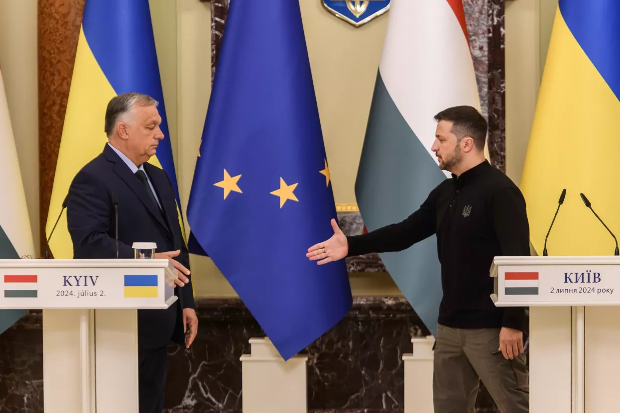  Viktor Orban, Volodymyr Zelenskiy, Voldomir Zelenski