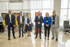 Ivan Čulo, predsjednik Uprave, Hrvoje Parlov, član Uprave, Ivančica Urh, predsjednica Nadzornog odbora, Krešimir Ačkar, gradonačelnik Velike Gorice, Ivana Mrkonjić, članica Uprave, i Siniša Šukunda, član Uprave