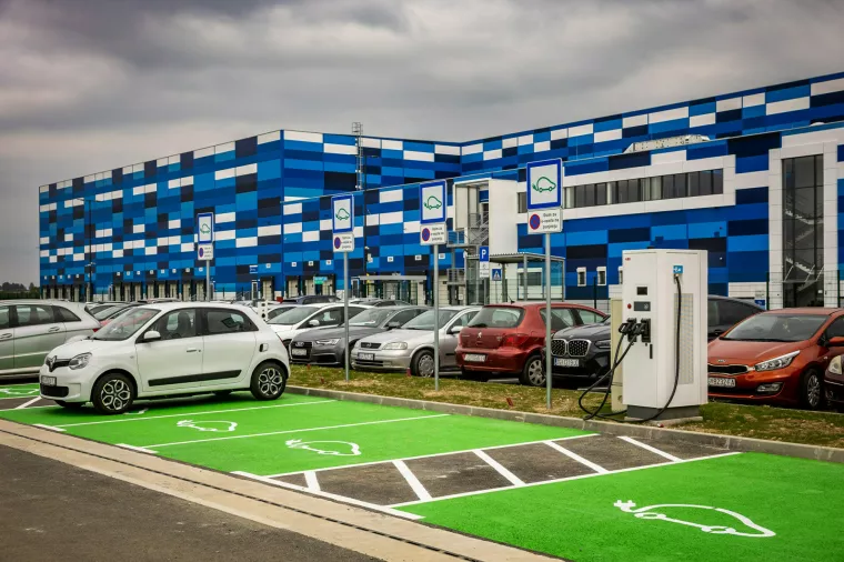 Punionica za el vozila Lidl