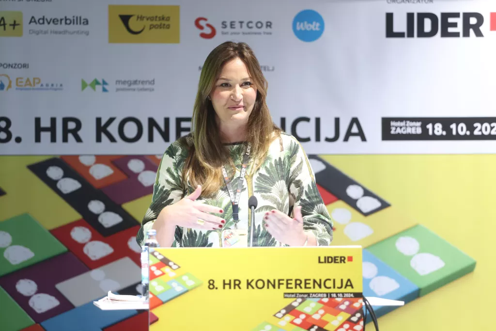 8. HR konferencijaZrinka LovrenčićIstraživanje: dobro mjesto za rad- svjetski trendovi u optimalizaciji ljudskog kapitala