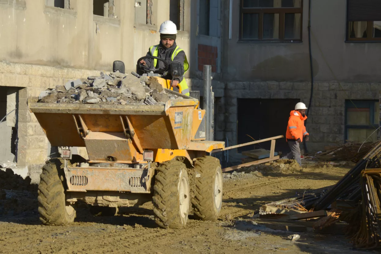 Strani radnici u građevini
