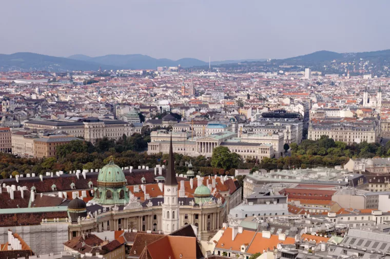 Wien von oben/Vienna from aboveBeč iz zraka