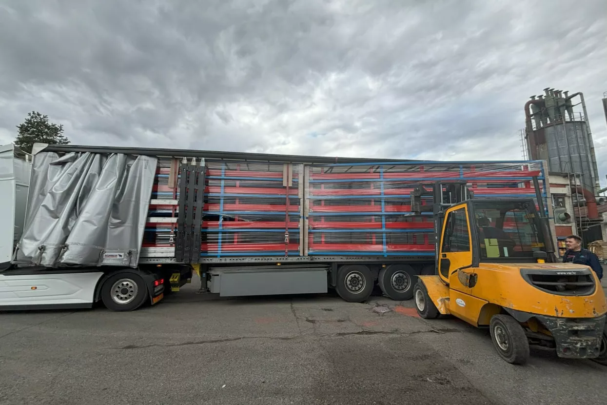 Bartels-Conjar šleperi - izvoz