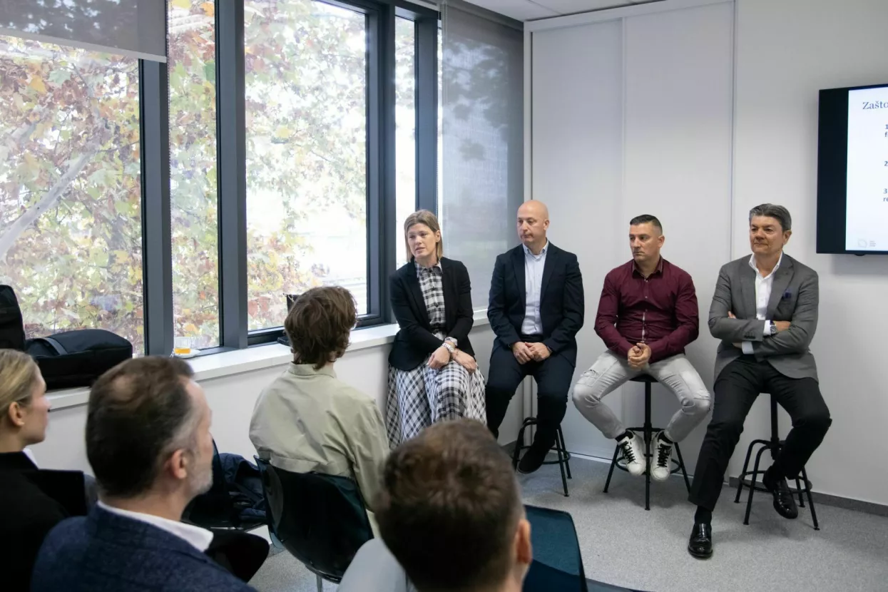 Ivana Murati Petrović, Andrija Petar Bošnjak, Andrej Božić, Gordan MuškićPoliklinika Dentum, Adria Dental Group