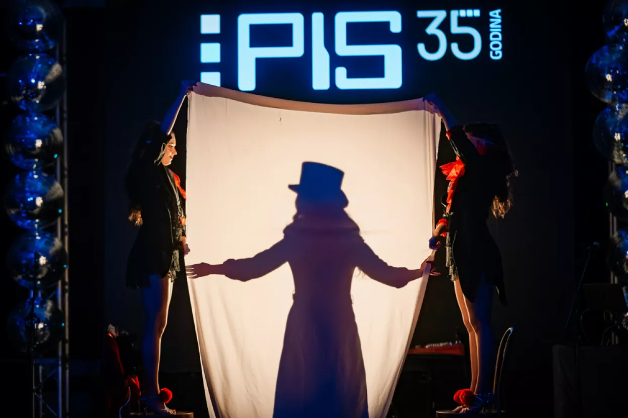 PIS 35 godina poslovanja