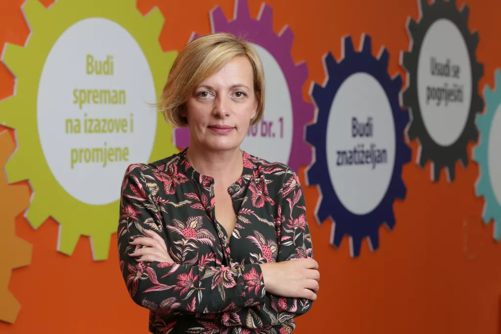 Irena Langer Breznikmsan, ekupi