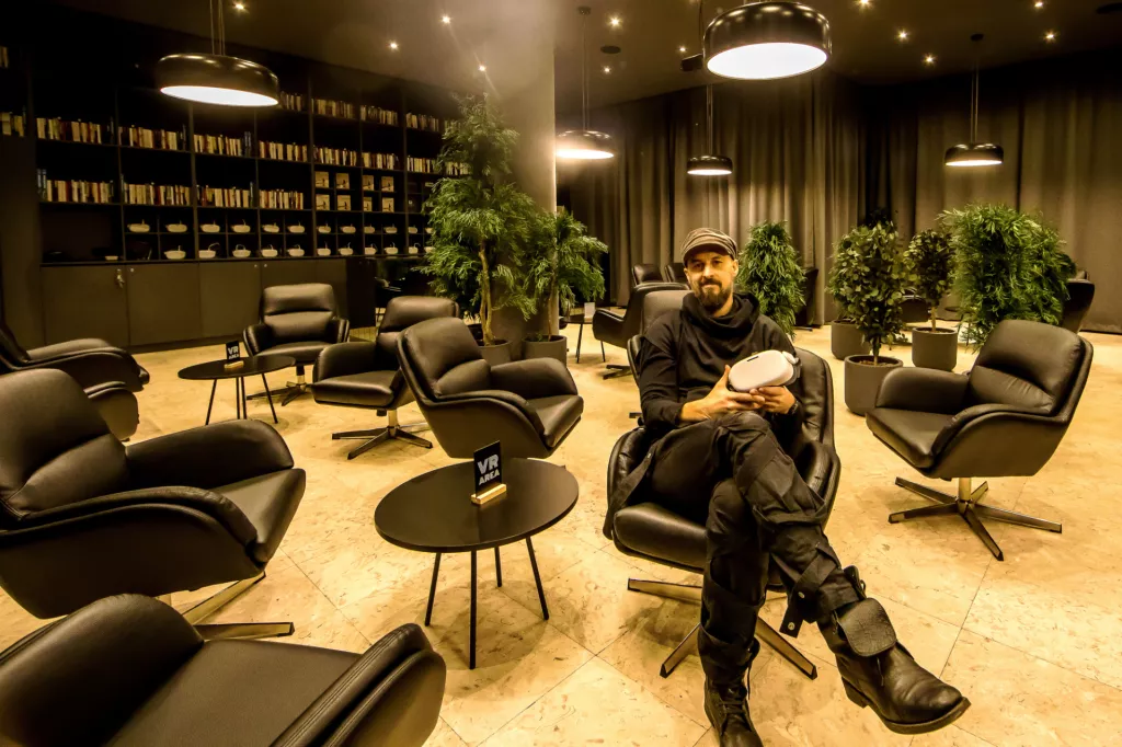 Davor Rostuhar, VR kino KEK