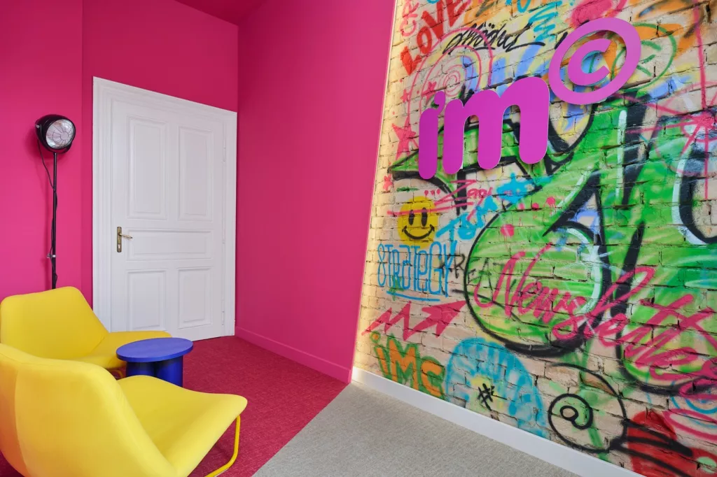 Agencija IMC, novi ured u samom centru ZagrebaDizajn interijera potpisuje Brigada