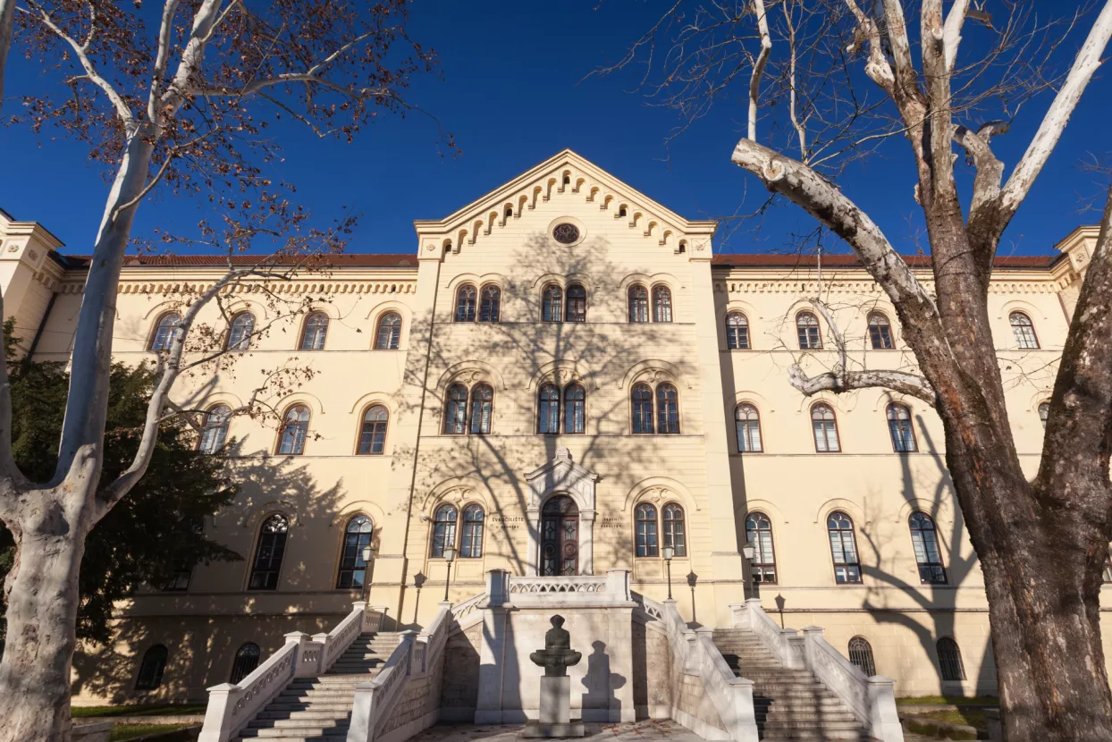 Sveučili&scaron;te u zagrebu